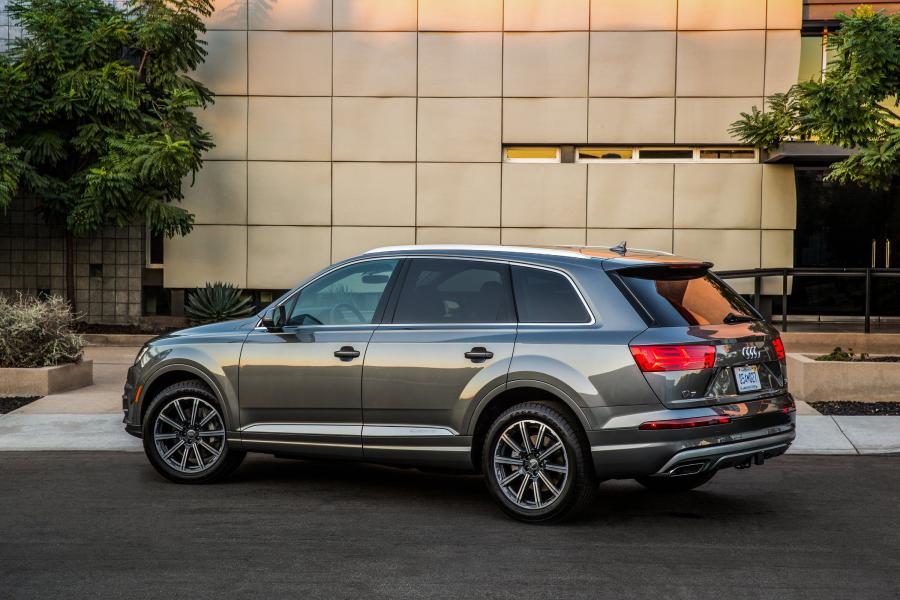  Audi Q7 TFSI Quattro (4M) 2016 года  (NA) (фото 17 из 40)